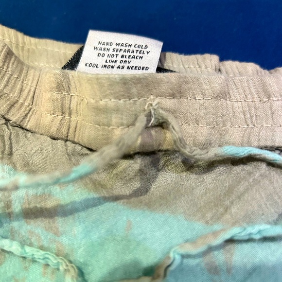 Andi & James Multi Colored, Large Skirt - Picture 5 of 10